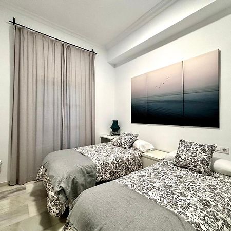 Апартаменты El Reloj Del Viajero 2 Севилья Экстерьер фото